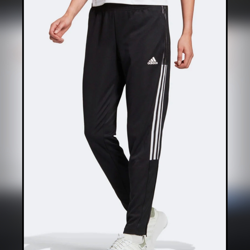 Womens XS Adidas NWOT Aeroready Black pants